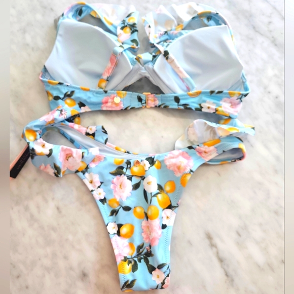 Victoria Secret Ruffle Swim - Picture 4 of 4